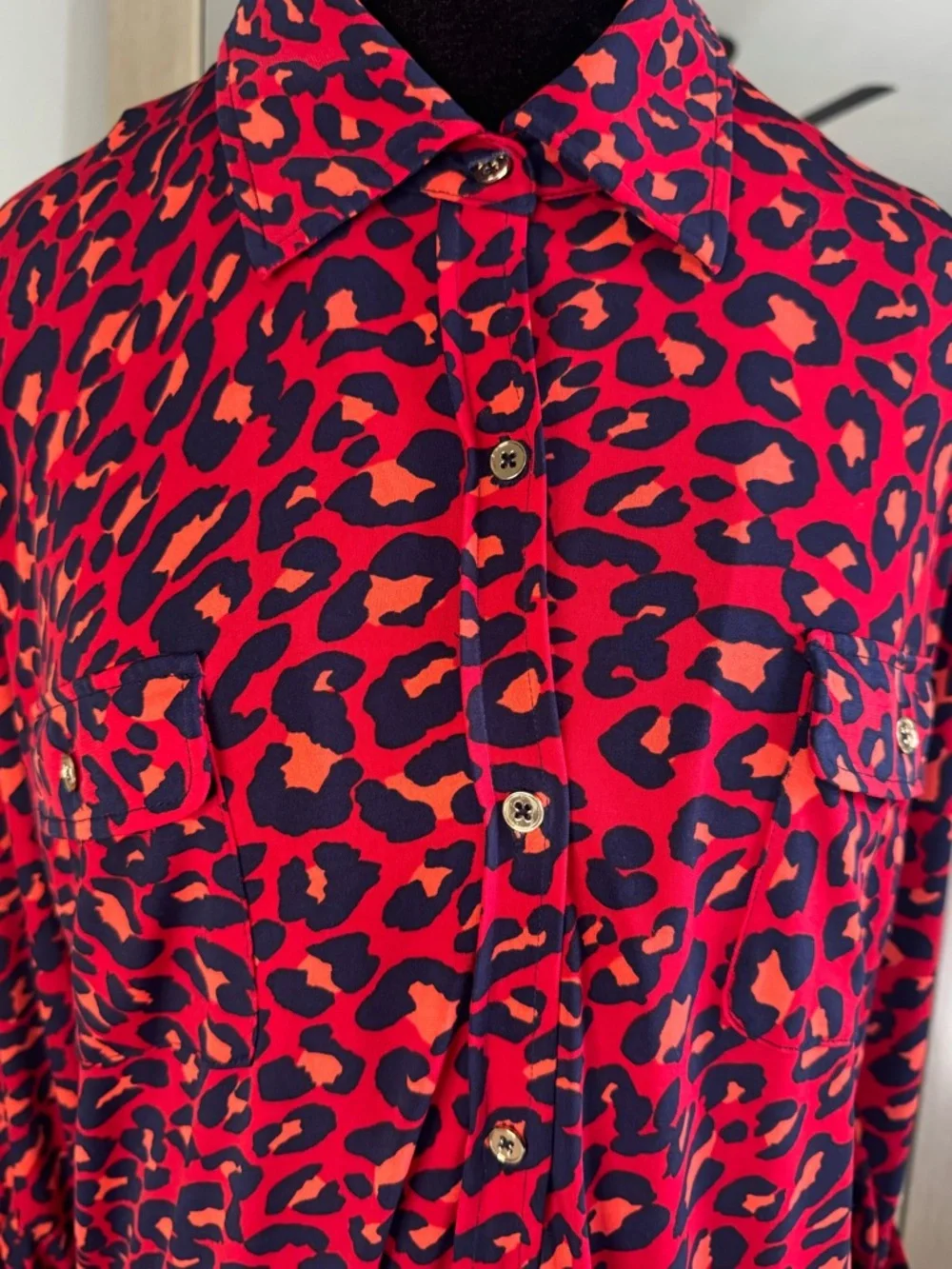 Women's Jones New York Red Leopard Print Blouse with Navy and Orange Spots - Picture 3 of 8